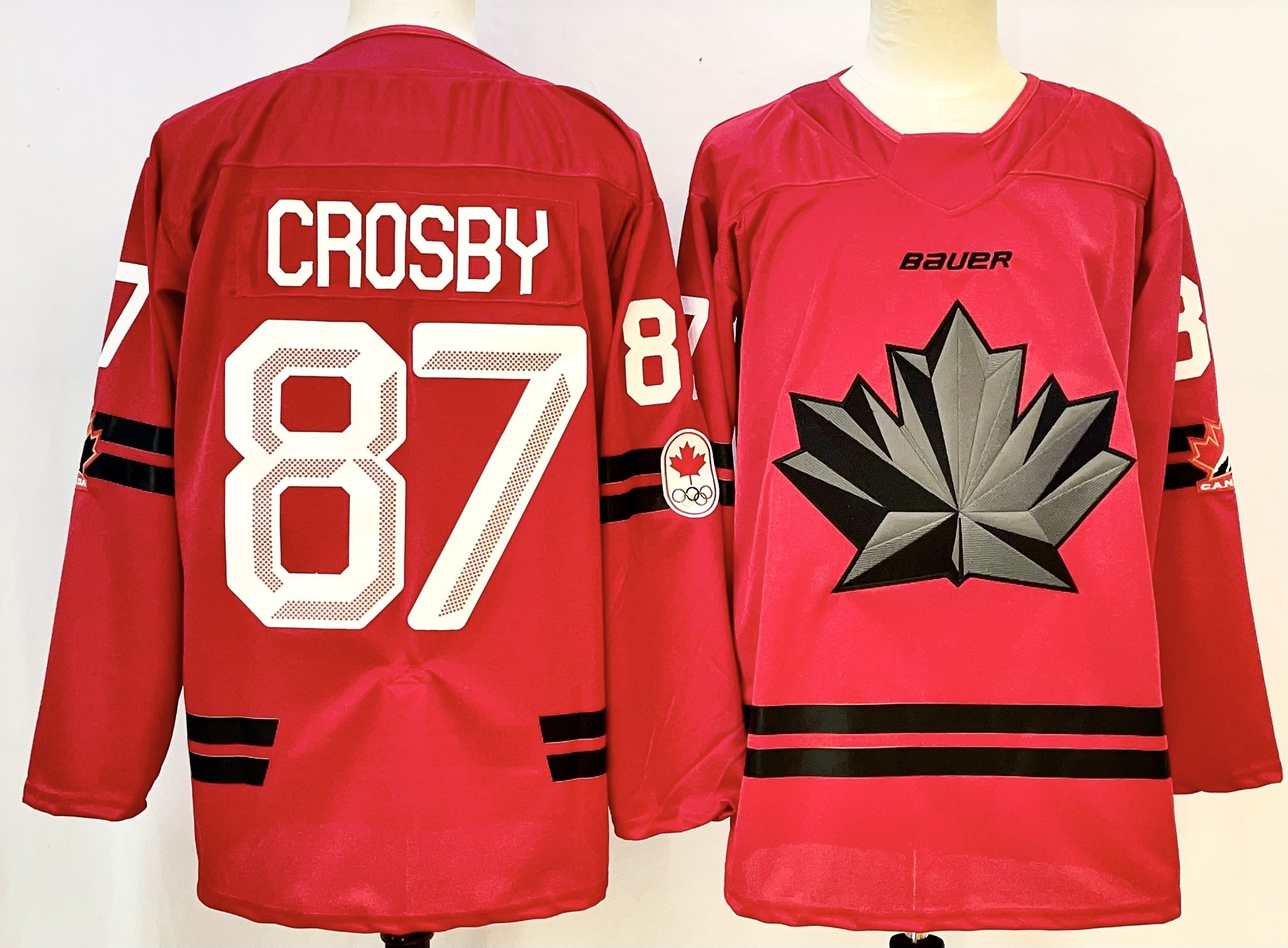 #87 Crosby red