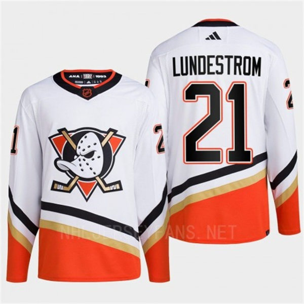  Men's Anaheim Ducks #21 Isac Lundestrom White 2022 Reverse Retro Primegreen Jersey 