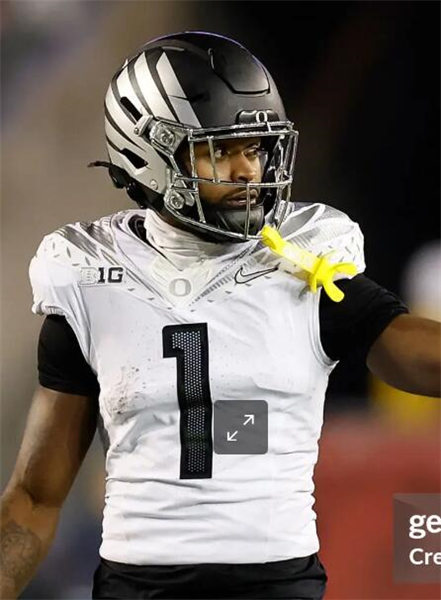  Mens Oregon Ducks #1 Traeshon Holden 2024 BIG Ten Alternate Game Football Jersey  White 