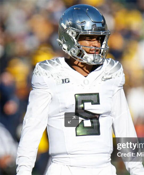  Mens Oregon Ducks #5 Dante Moore 2024 BIG Ten Alternate Game Football Jersey White 