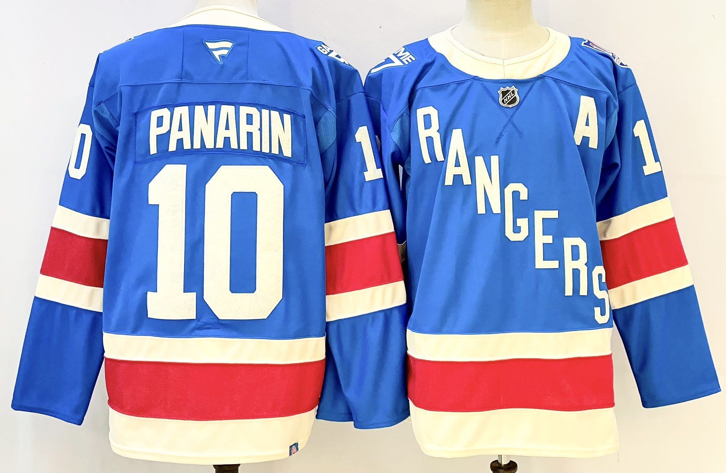 10 Artemi Panarin
