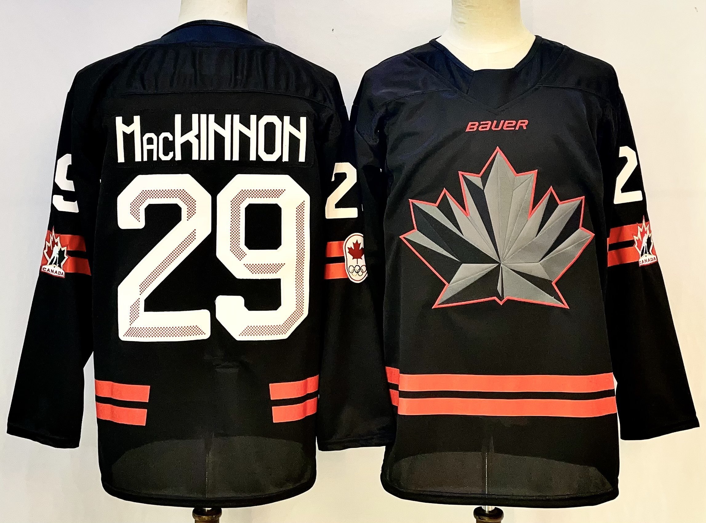 29 MACKinnon black