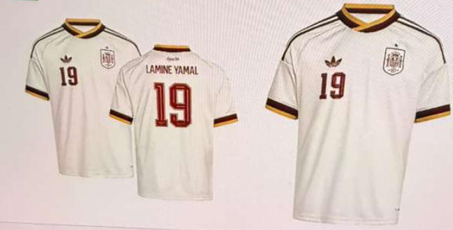 Barcelona Team Third Lamine Yamal 19 Football 