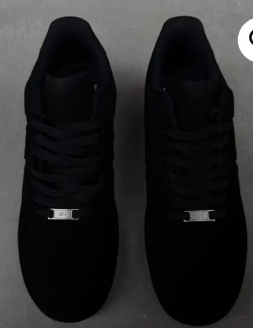Black AF1 Low