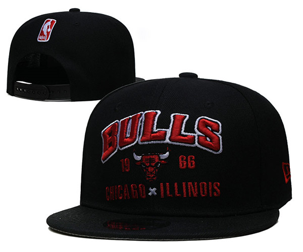 Bulls Black Snapback Purple Hat --YD