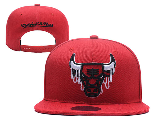 Bulls Snapback Hat Red 