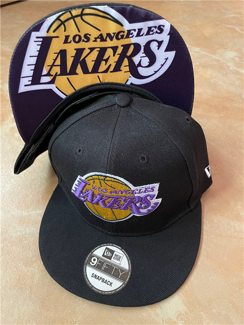 Lakers Snapback Hat