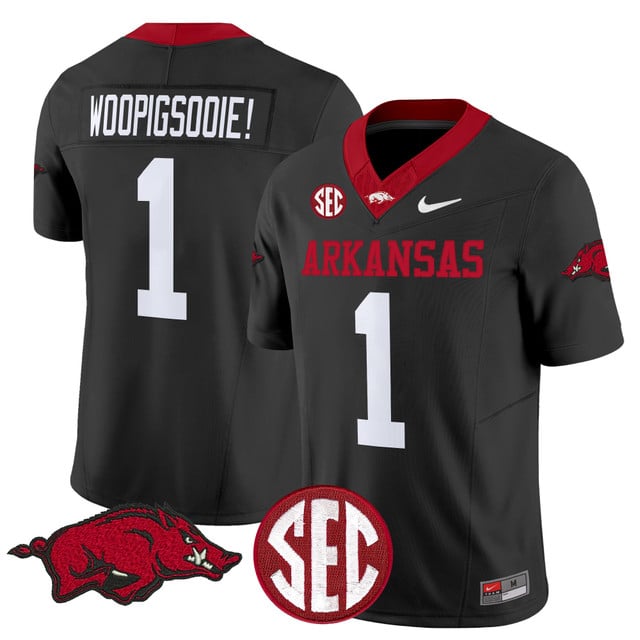 Men's Arkansas Razorbacks Vapor Limited Jersey black #1 Woo Pig Sooie