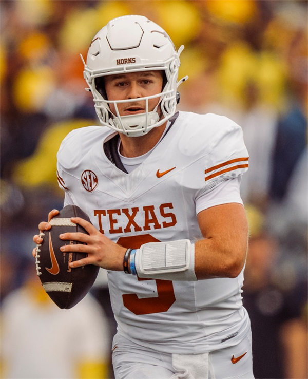 Mens Texas Longhorns #3 Quinn Ewers 2024 SEC White College Football Game Jersey 