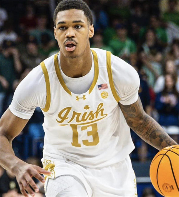 Mens Youth Notre Dame Fighting Irish #13 Tae Davis 2024 White Gold Irish Basketball Game Jersey 