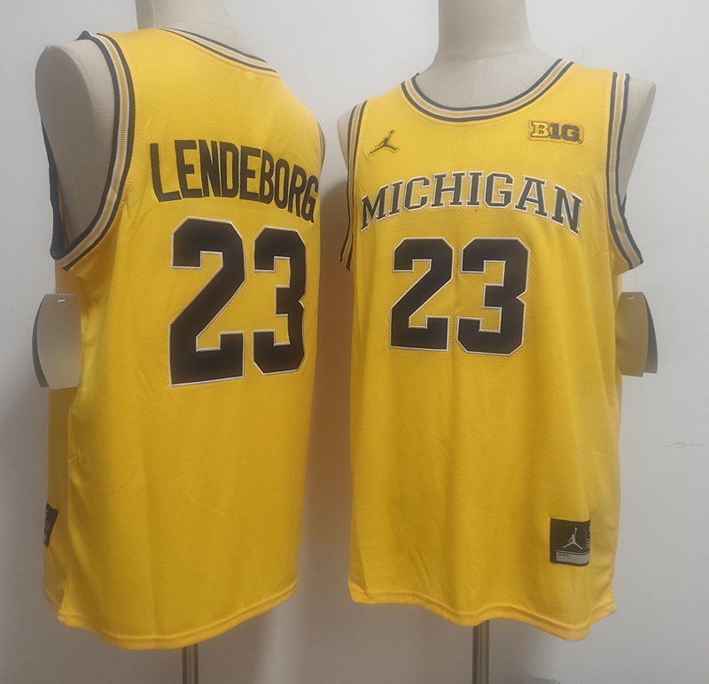 Michigan Wolverines #23 Yaxel Lendeborg 