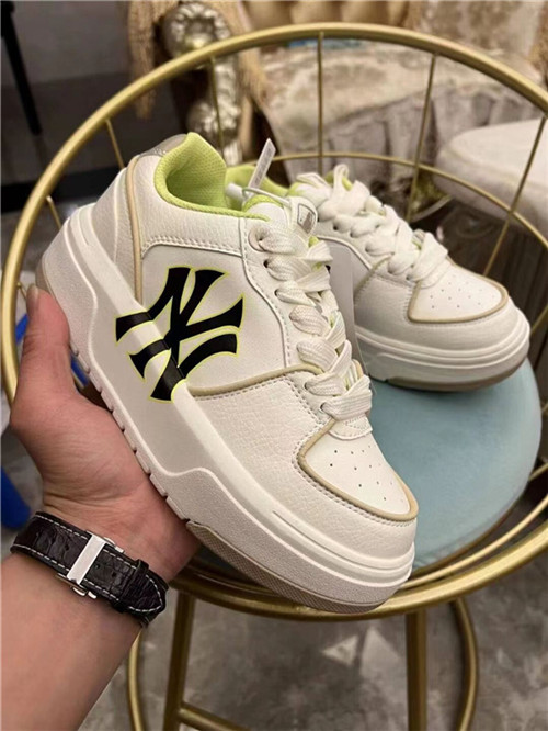 Women's New York Yankees White-Green Shoes 002