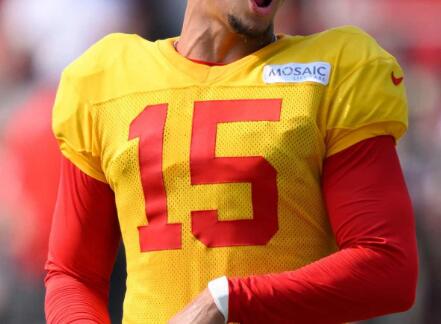 patrick mahomes practice jersey